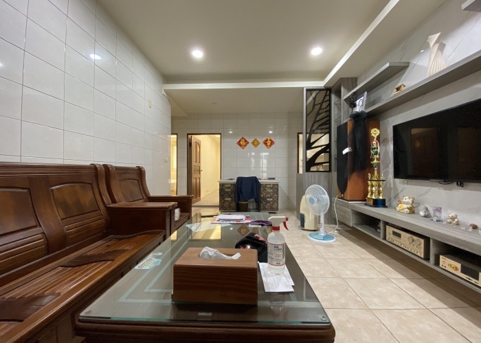 已售出【沙鹿買屋】台中沙鹿買屋賣屋|樂群新莊｜漂亮公寓|位於一F|漂亮裝潢|698萬｜中科買房|台中科學園區|漢翔航空園區|沙鹿交流道｜公明國小|台中國際機場|沙鹿房仲推薦|線上賞屋|東森房屋|房仲蕭邦| 0932645362｜特五號道路｜中科人士首選|沙鹿房仲推薦|台中海線不動產｜線上賞屋|買屋賣屋找房仲蕭邦｜房仲蕭邦|0932645362