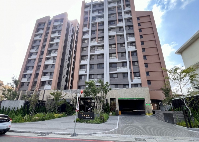 已售出.歡迎委託【房仲蕭邦】台中梧棲買屋賣屋|中港好學|全新電梯大樓|3房|平面車位|12年文教台中港新市鎮中心|捷運藍線|梧棲市中心|梧棲夜市|沙鹿車站|梧棲市場|大德國小|中港完全中學|沙鹿交流道|台中海線不動產|梧棲房仲推薦|梧棲買屋找房仲蕭邦|線上賞屋|房仲蕭邦|0932645362